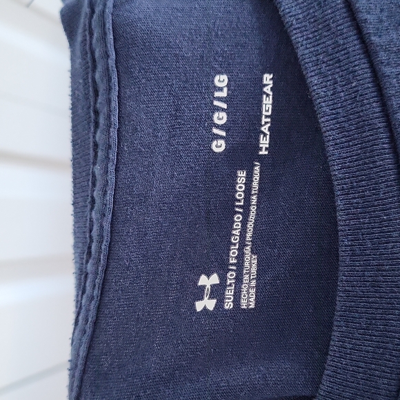Under Armour tshirt - Picture 3 of 3